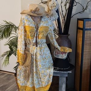 NEW SUMMER BO HO MULTI XS  MAXI DRESS LOMG SLEEVES